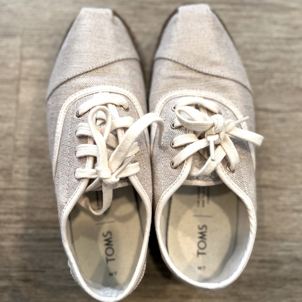 Toms 7W
